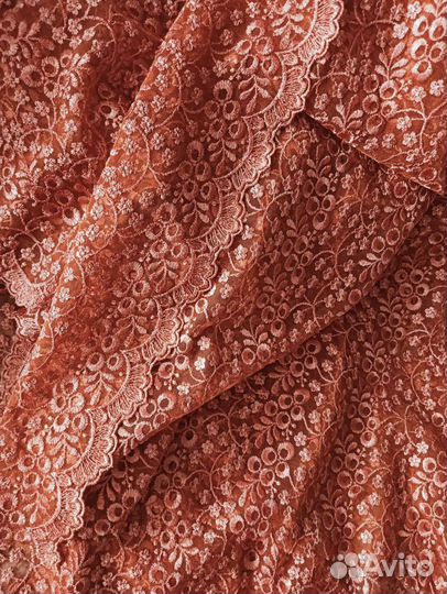 Гипюр на сетке отрез 2,06м