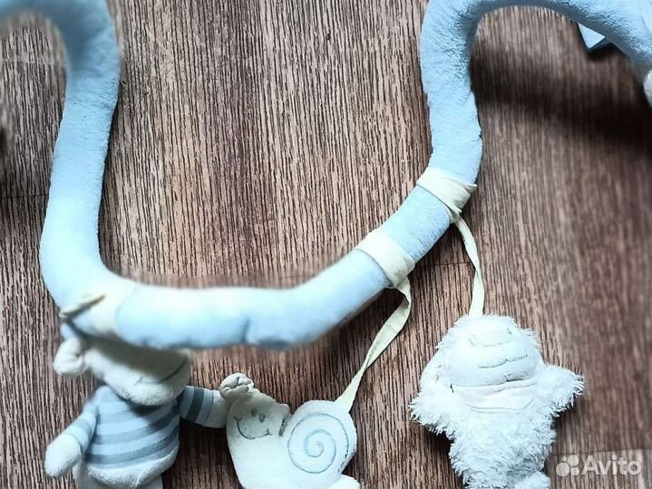 Растяжка на кровать или коляску