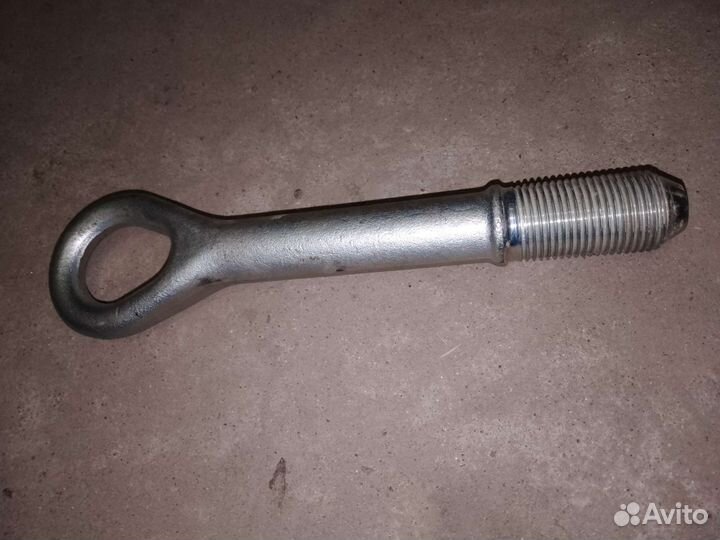 Петля буксировочная RAV 4