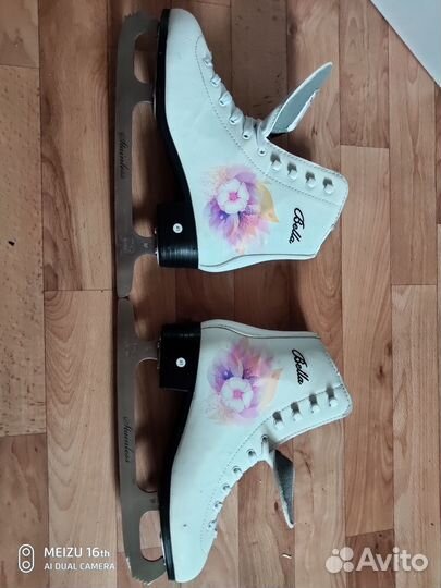 Коньки фигурные женские 41 размер