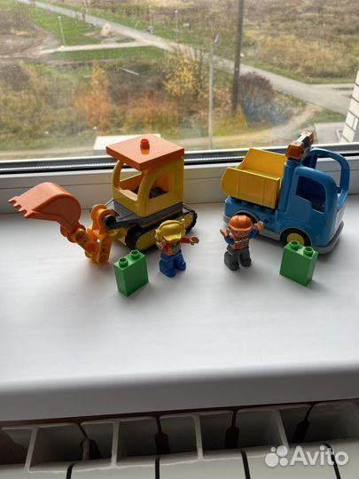 Набор Лего грузовик и экскаватор