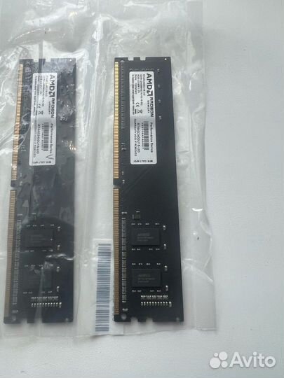 Оперативная память Radeon R7 R744G2400U1S-UO