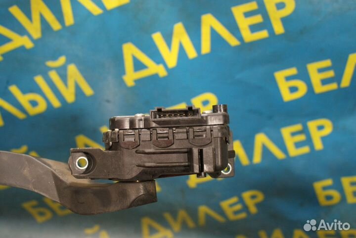 Педаль газа audi A6 C5