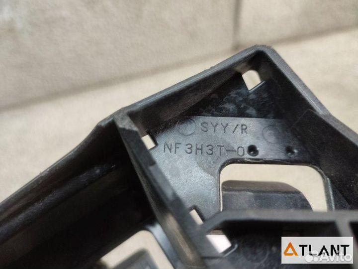 Планка под фары передний правый honda freed