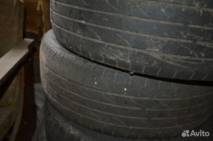 Bridgestone Dueler H/P Sport 215/60 R17
