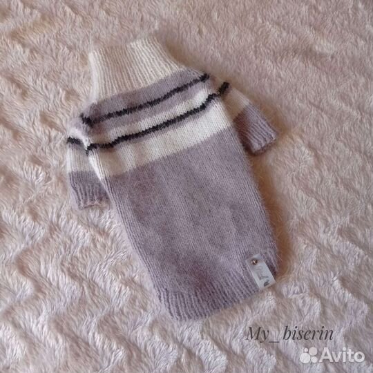 Свитер для маленькой собачки