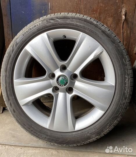 Диски Skoda Dolomite R17 + Triangle 201 205/50