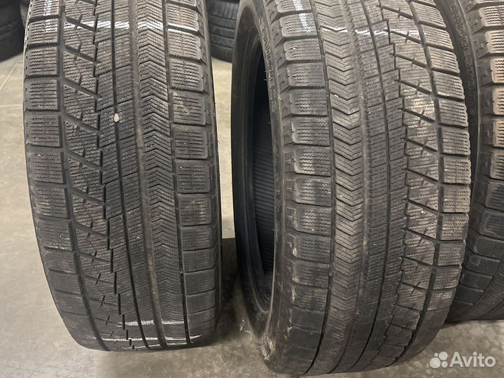 Bridgestone Blizzak VRX 225/55 R17