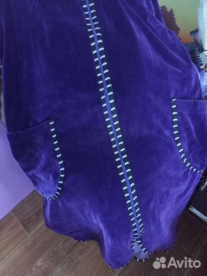 Халатик велюровый на замке