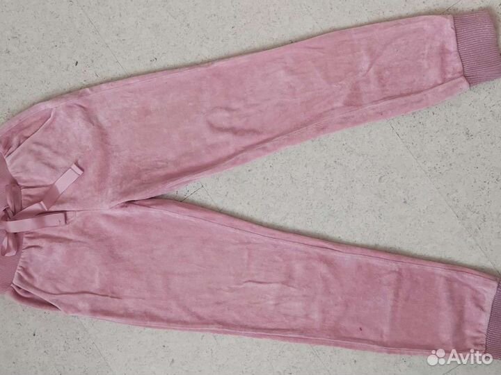 Костюм для девочки р-р 140 см