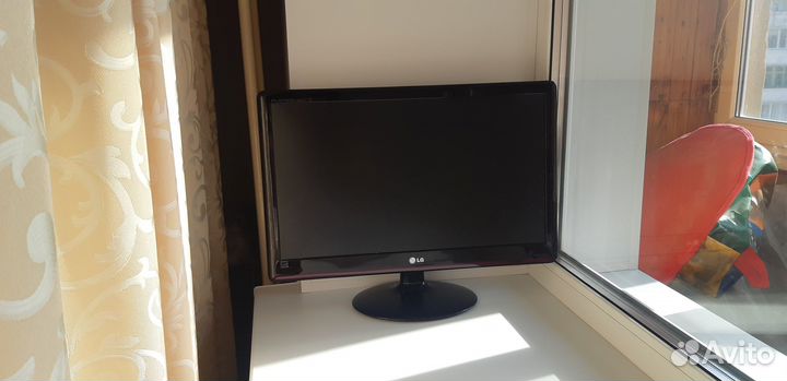 Монитор для компьютера 27 дюйма бу