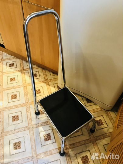 Ступень вспомогательная и ручки