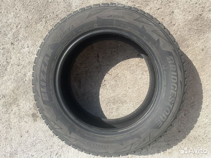Bridgestone Blizzak DM-V2 225/60 R17