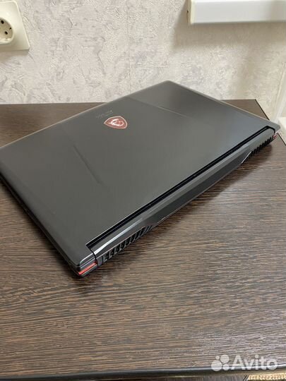 Ноутбук MSI GL63