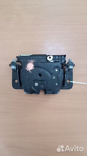 Замок багажника BMW X3 F25