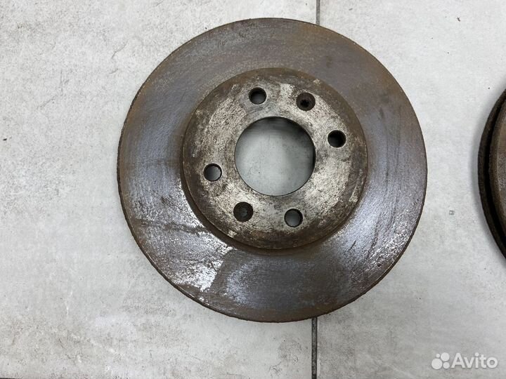 Тормозной диск передний Hyundai Solaris