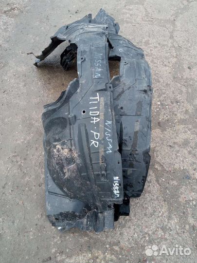 Nissan Tiida передний правый локер