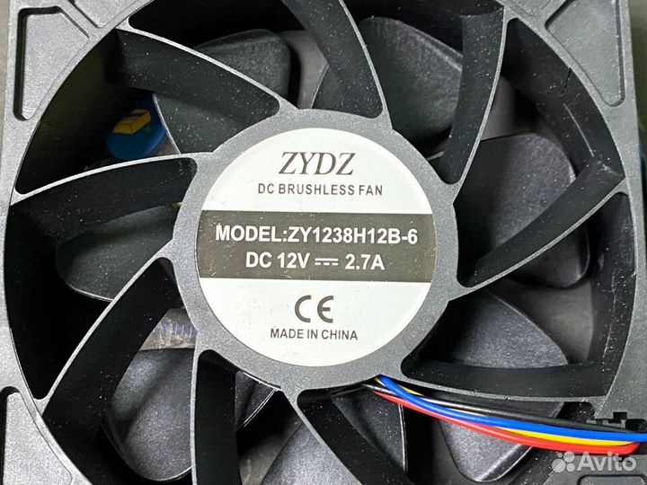 Кулер/Вентилятор zydz 12x12 (2.7A) bitmain