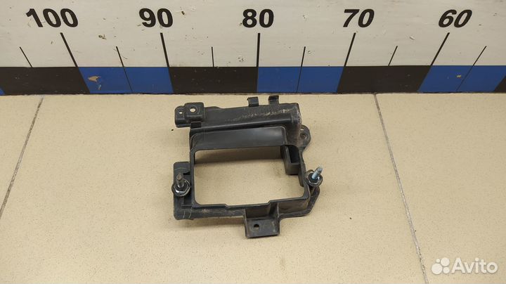 Кронштейн ручки Land Cruiser (150) -Prado 2009