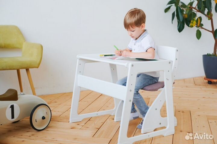 Комплект растущей детской мебели