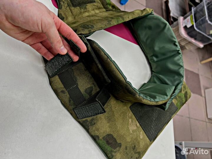 Защита для шеи с защитой 24 слоя цвета мох