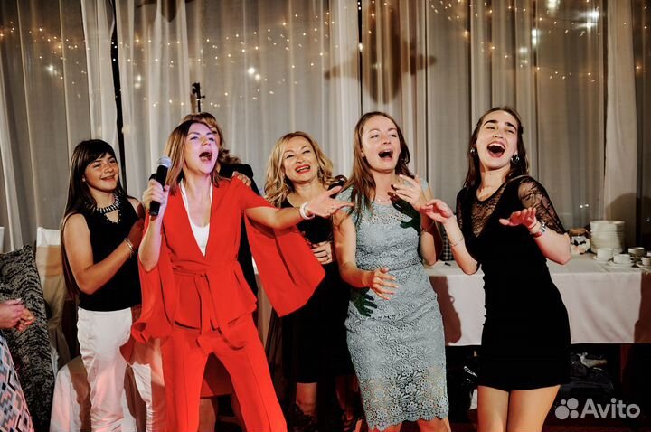 Ведущий на свадьбу