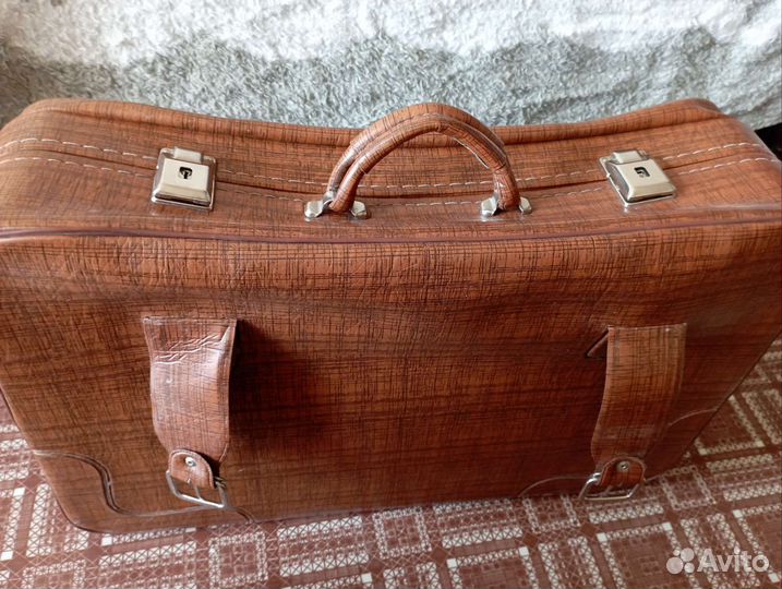 Чемодан советский