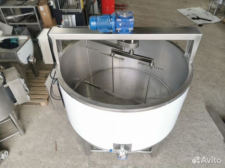 Сыроварня промышленная 1200л,сыроизготовитель