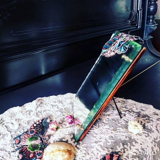 Винтажное зеркало с фацетом