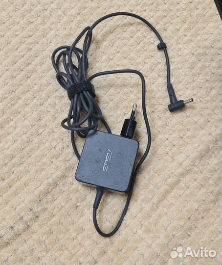 Интернет центр Asus AC1750 / RT66U