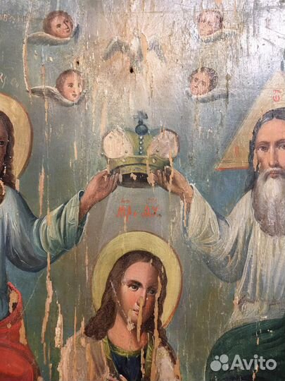 Старинная икона Коронование Пресвятой Богородицы