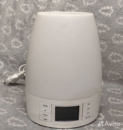 Ночник с радио, часами, будильником и звуками прир