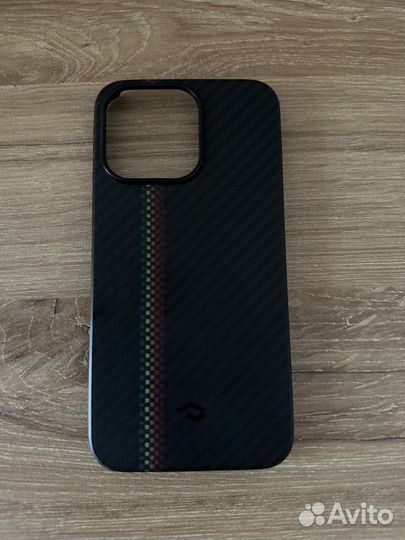 Чехол на iPhone 13 pro pitaka