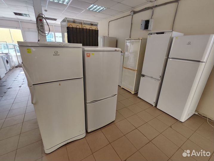 Холодильник Б/У
