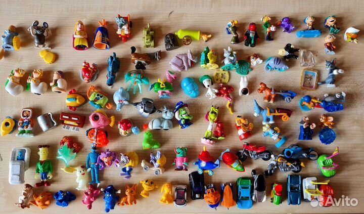 Киндер-игрушки старых коллекций 2000-х