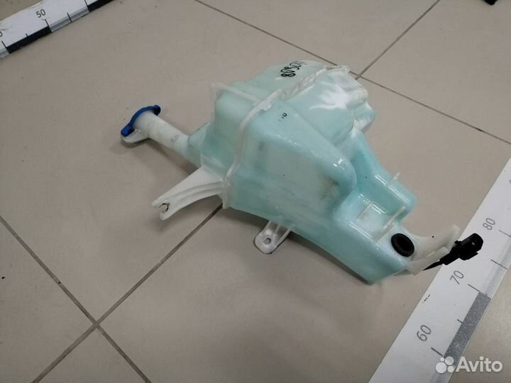 Бачок омывателя лобового стекла Hyundai Solaris