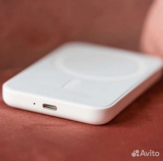 Повербанк для айфона 5000mah