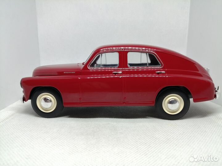 Модель Warszawa M20 в масштабе 1:24