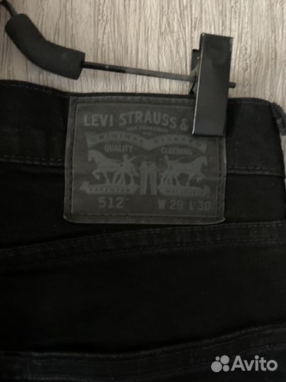 Levis 512