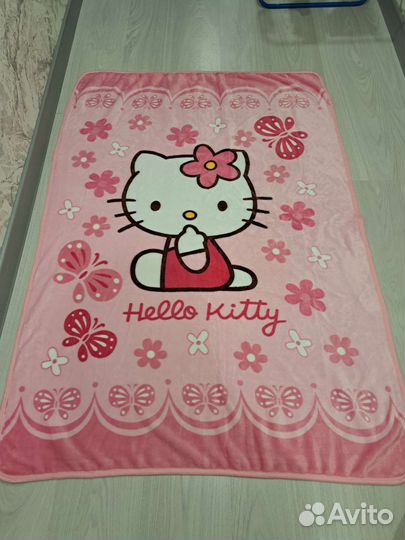 Пледы и покрывало