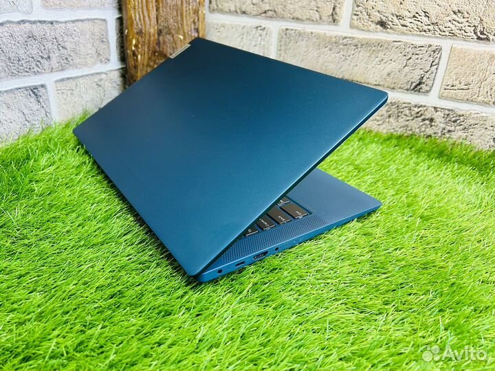 Как новый Lenovo i5-10Gen/Ram 16/SSD512 металл