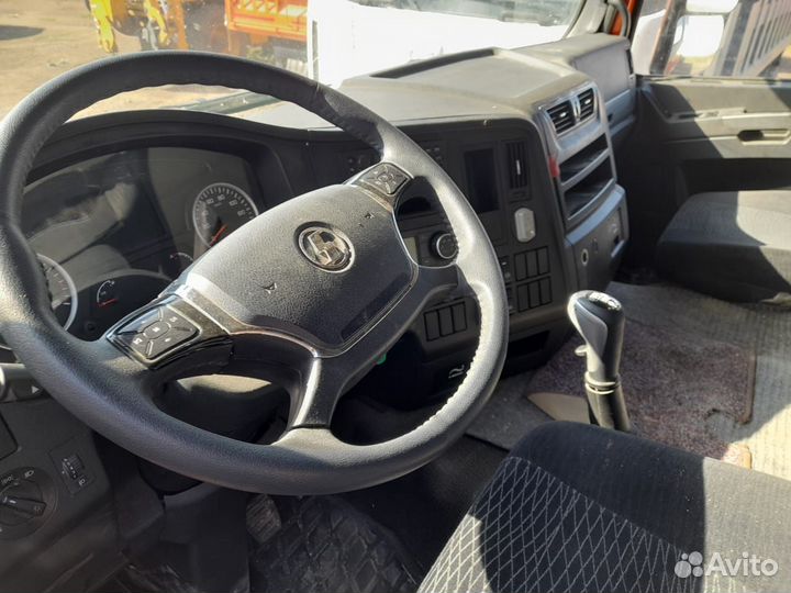 Shacman SX42584W324C, 2022