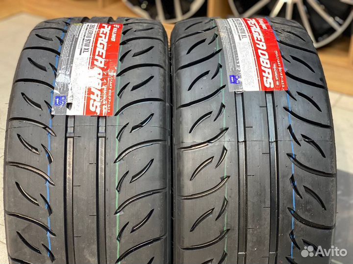Valino Pergea 08RS 255/40 R17 97V