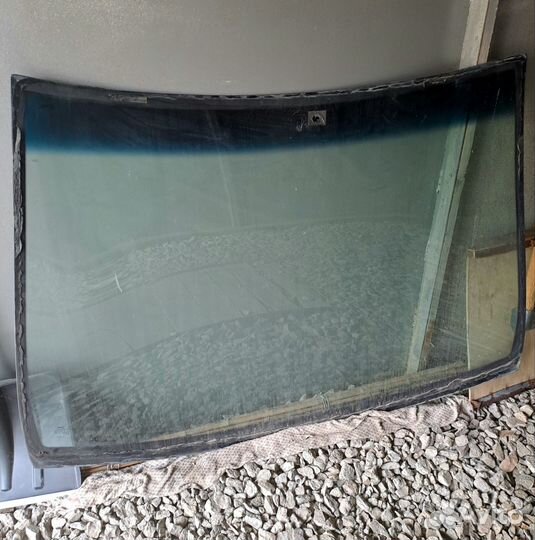 Лобовое стекло Тойота Nadia