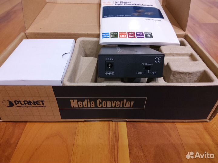 Медиаконвертер Planet FT-806A20