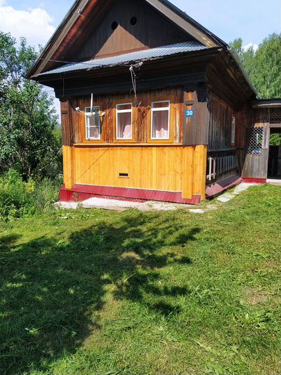 Дом 100 м² на участке 4 сот.
