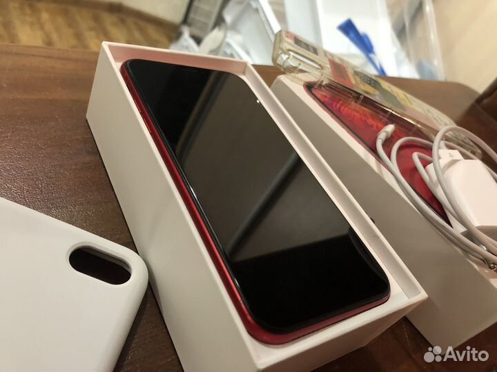 iPhone Xr, 128 ГБ