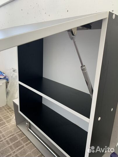 Полка настенная бу