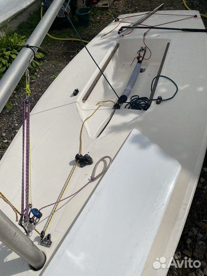 Швертбот луч, лазер