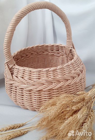 Корзина плетеная